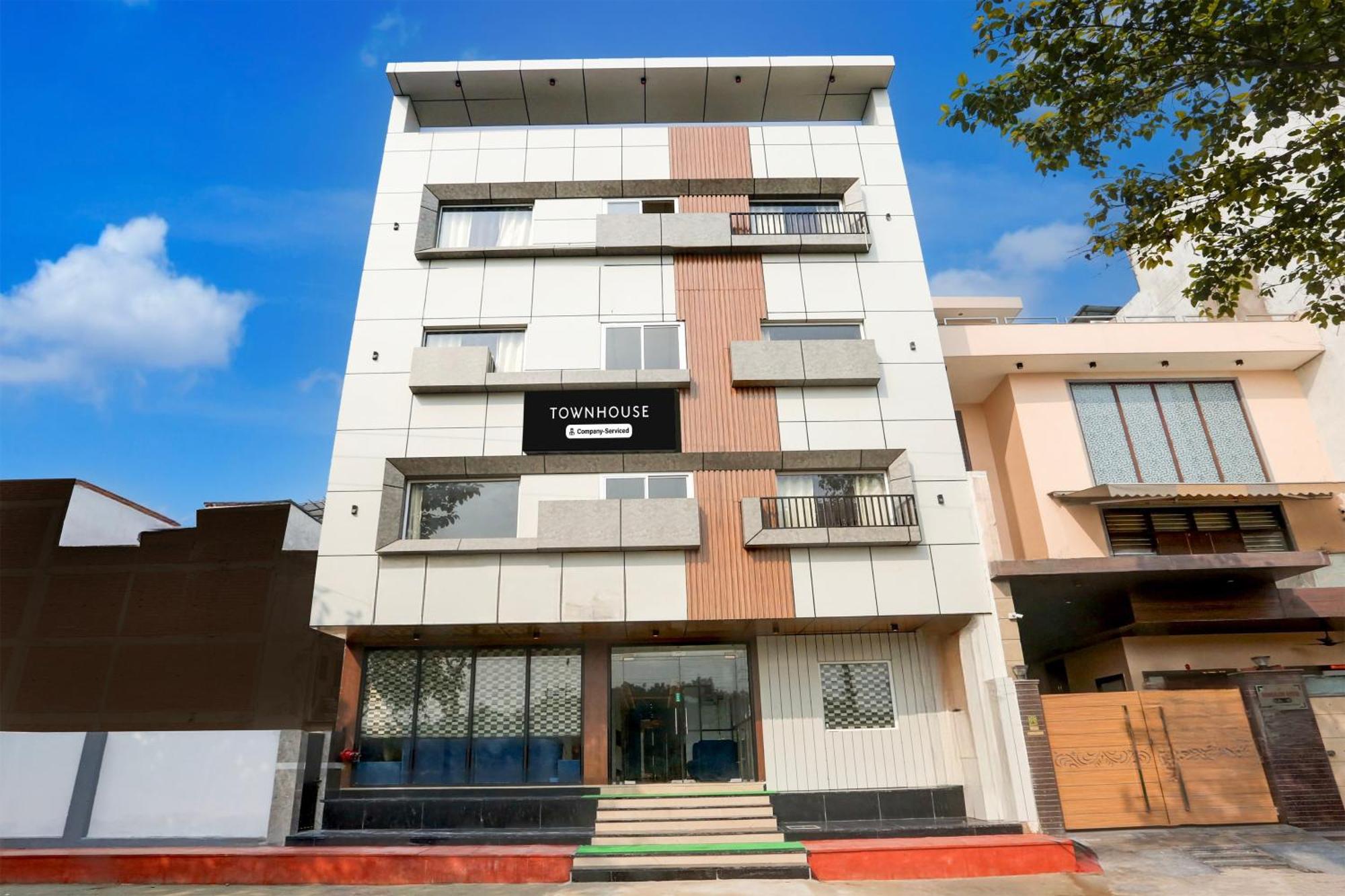 Super Townhouse Taj Nagri Phase 2 Formerly Grand Rivera Tājganj Eksteriør bilde