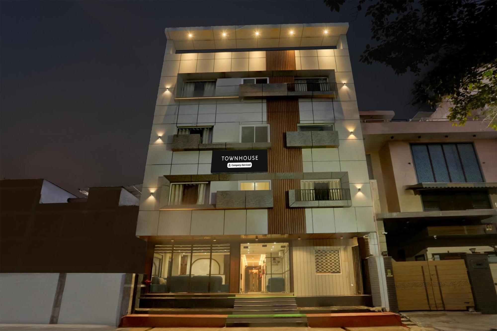 Super Townhouse Taj Nagri Phase 2 Formerly Grand Rivera Tājganj Eksteriør bilde