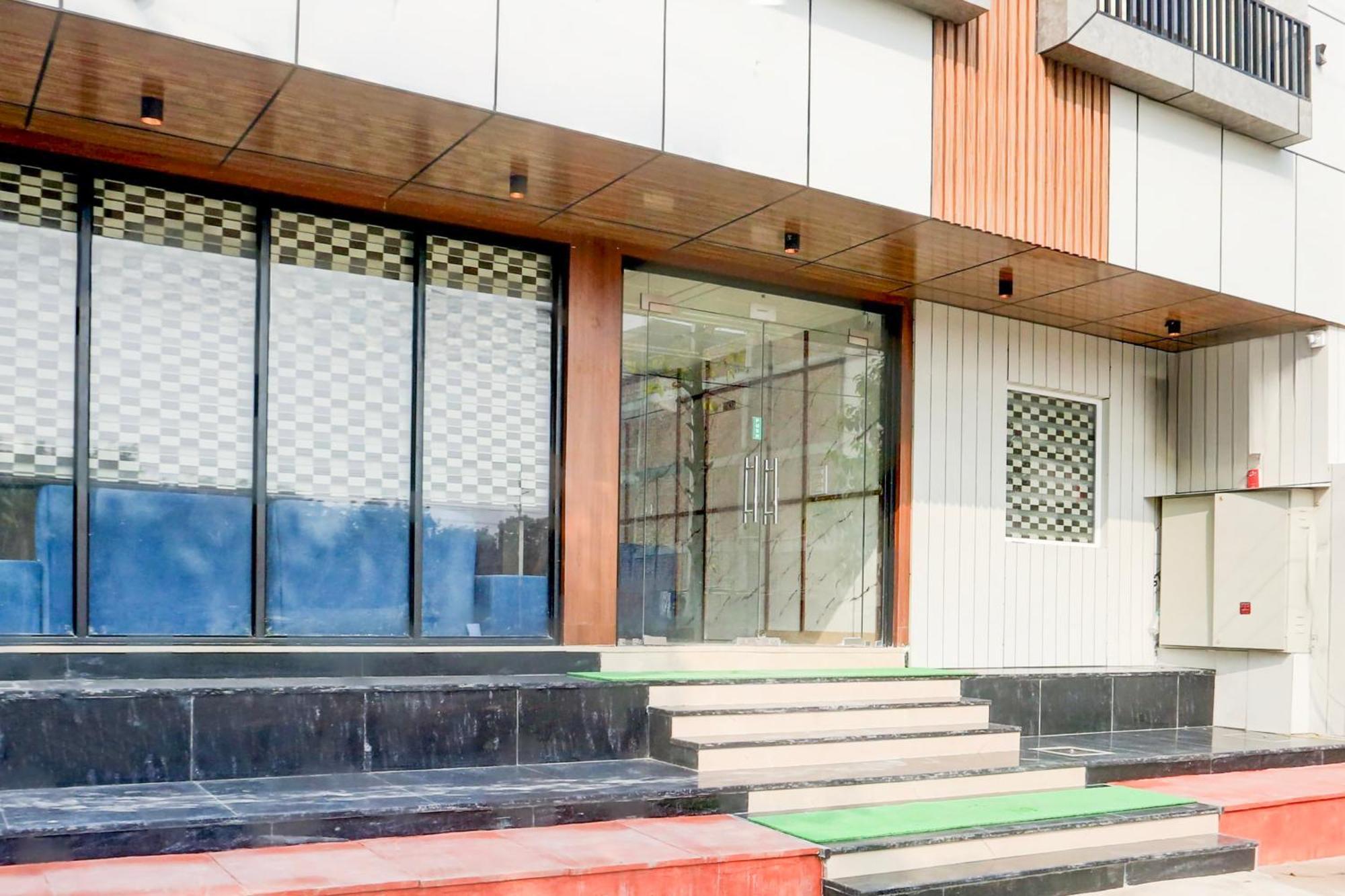 Super Townhouse Taj Nagri Phase 2 Formerly Grand Rivera Tājganj Eksteriør bilde